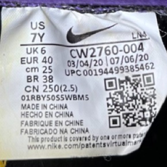 Great Condition! Nike Women's LeBron James 18 Basketball Shoes - Picture 5 of 6